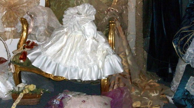 Abiti da sposa, abiti da battesimo, cuscini porta fede, Rosa Confezioni Cagliari Sardegna